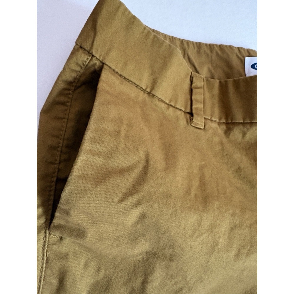 Old Navy Everyday Women's Shorts Sz 8 Brown & Gray LOT OF 2 Pockets Zip Button - Picture 5 of 13